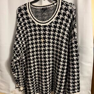 Torrid Black and White Houndstooth Sweater